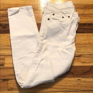 👖 White skinny jeans 👖